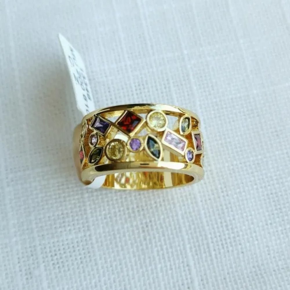 Cz mosaic band ring in 18k gold overlay size 7 - Picture 3 of 5